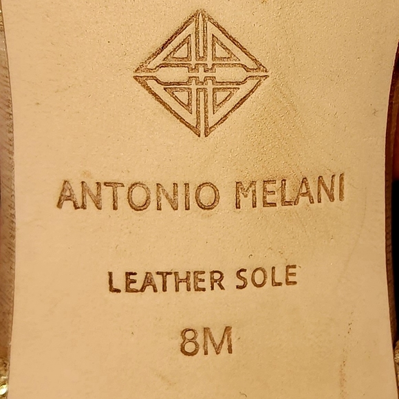 Antonio Melani Gold sandals women's sz 8 - Picture 4 of 15